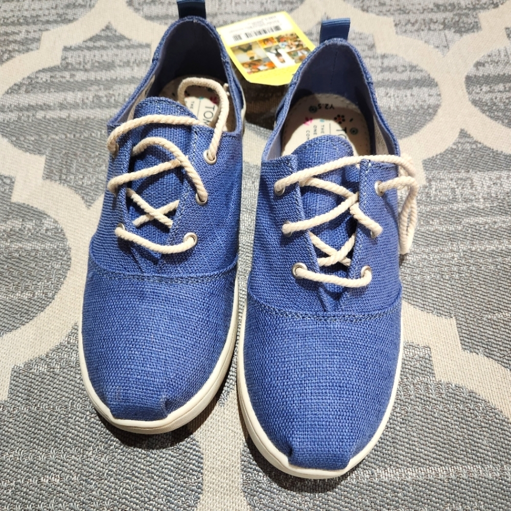 NEW Toms Lumin Infinity Blue Heritage Canvas Youth 2.5